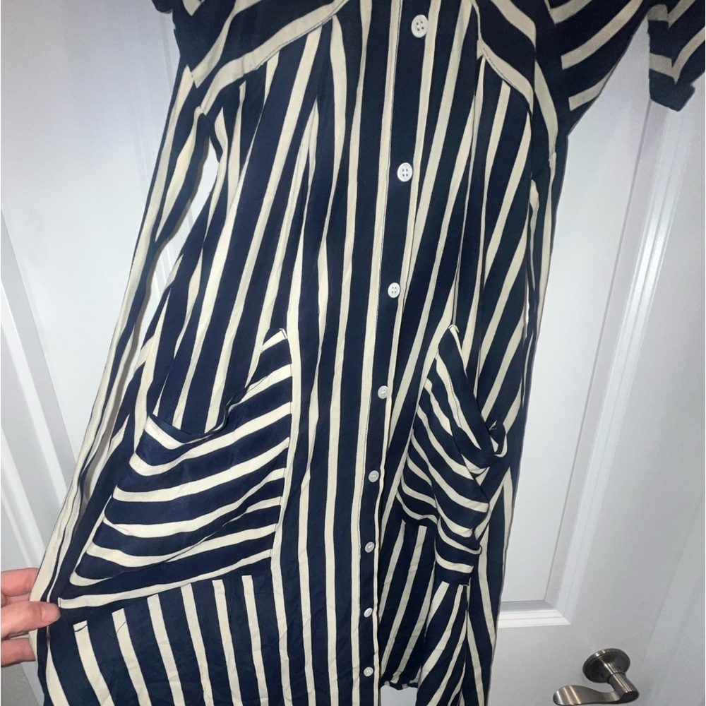 Faithful the Brand Milan Midi Dress - Navy Mazur Stripe - Picture 5 of 7